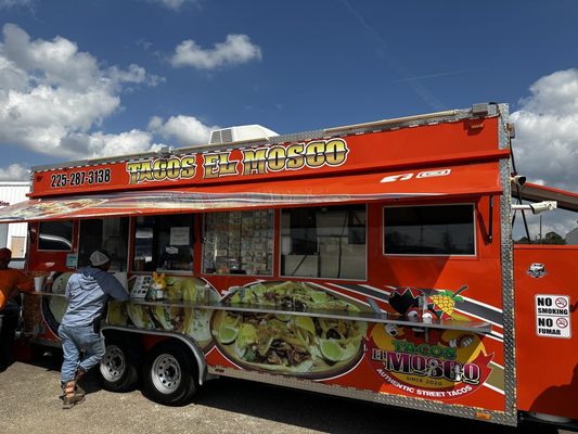 Tacos El Mosco by null
