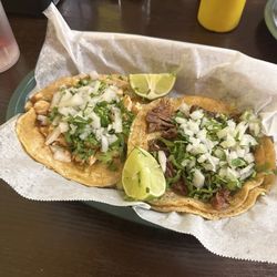 El Pastorcito Taqueria - Chicken Taco and beef barbacoa taco