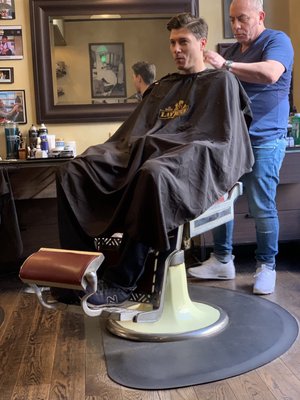 Lello Barbiere NYC by null