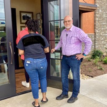 LongHorn Steakhouse - Mgr Aaron greeted the very first customers thru the door at the stroke of 3p on opening day. - Steakhouses Near Me - Denton, Texas LongHorn Steakhouse - Mgr Aaron greeted the very first customers thru the door at the stroke of 3p on opening day. - Steakhouses Near Me - Denton, Texas