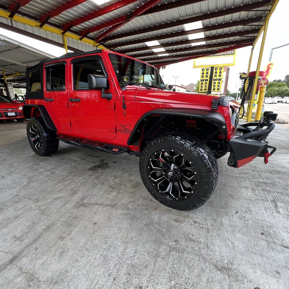 Brio Hand Carwash - Clean Jeep! - Car Wash Near Me - Houston, Texas