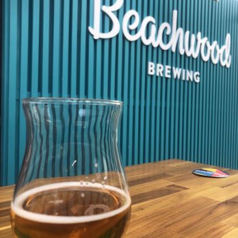 Beachwood Brewing 2nd & PCH - The beer, the sign - Breweries Near Me - Long Beach, California Beachwood Brewing 2nd & PCH - The beer, the sign - Breweries Near Me - Long Beach, California