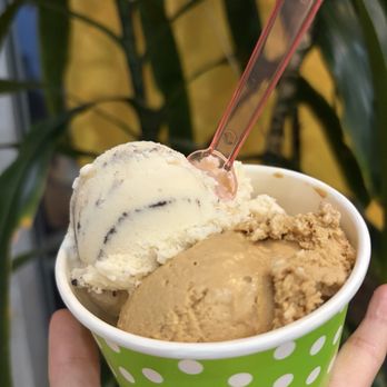 Scoops - Ice Cream & Frozen Yogurt Near Me - Los Angeles, California Scoops - Ice Cream & Frozen Yogurt Near Me - Los Angeles, California