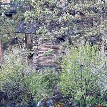 Currents at The Riverhouse - John Wayne cabin - New American Near Me - Bend, Oregon