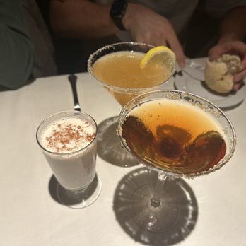 Shadowbrook - Egg nog, side car, ginger Manhattan - American Near Me - Capitola, California Shadowbrook - Egg nog, side car, ginger Manhattan - American Near Me - Capitola, California