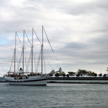 Navy Pier - Landmarks & Historical Buildings Near Me - Chicago, Illinois
