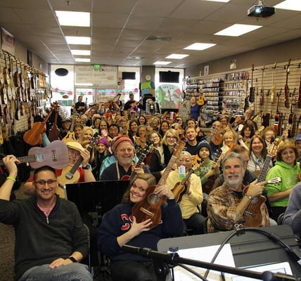 The Strum Shop by null