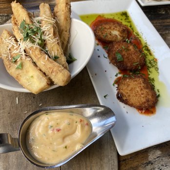1920 Tavern - Egg Plant Fries and Fried Green Tomatoes - Bars Near Me - Roswell, Georgia