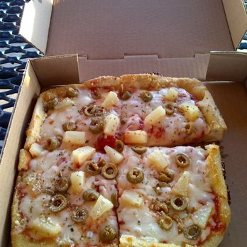Iggies Pizza on the Bay - 8" square uncooked crust $11.50. - Pizza Near Me - Caseville, Michigan