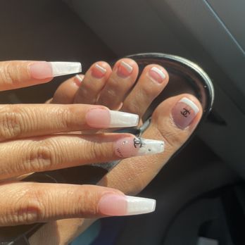Divas Nails Spa - Nail Salons Near Me - Highland, California