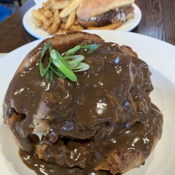 Troller Ale House - I can't help but to order Yorkshire Pudding almost every visit. - Pubs Near Me - West Vancouver, British Columbia Troller Ale House - I can't help but to order Yorkshire Pudding almost every visit. - Pubs Near Me - West Vancouver, British Columbia
