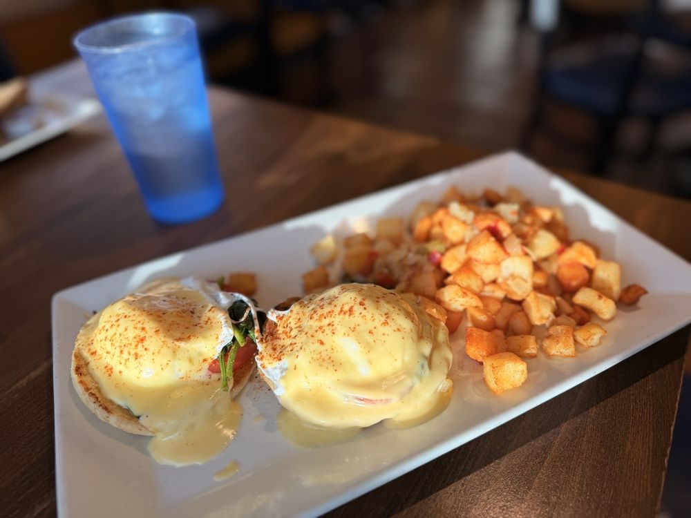 Toast Gio’s Breakfast & Lunch