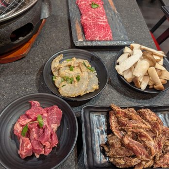 The Fire Spot - Black pepper finger meat, brisket, garlic shrimp - Barbeque Near Me - San Diego, California