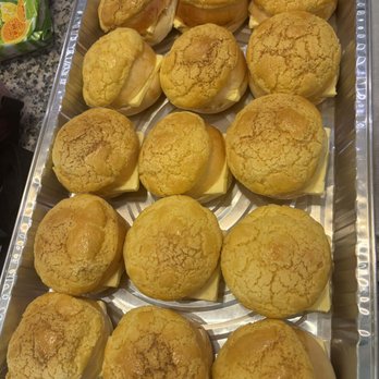 Wonderful Cafe - Pineapple buns with butter - Hong Kong Style Cafe Near Me - San Leandro, California Wonderful Cafe - Pineapple buns with butter - Hong Kong Style Cafe Near Me - San Leandro, California