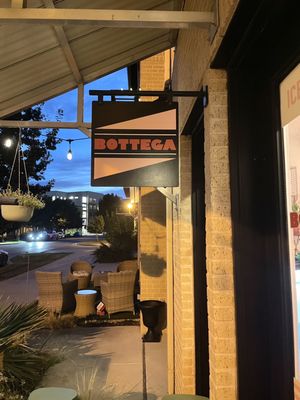 Bottega by null