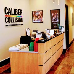 Caliber Collision - Front desk