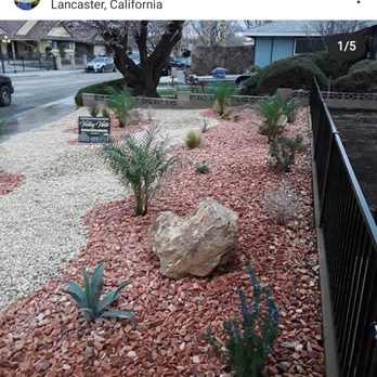 Valley Vista Custom Landscaping - a rock in a garden - Landscaping Near Me Valley Vista Custom Landscaping - a rock in a garden - Landscaping Near Me