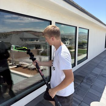 Nest Window Cleaning - Window Washing Near Me