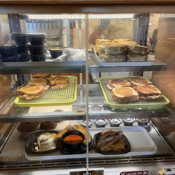 Jolly Holiday Bakery Cafe - Roast beef - Bakeries Near Me - Anaheim, California