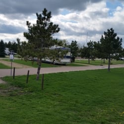 Tilly's American Travelers Rv Park - The sites