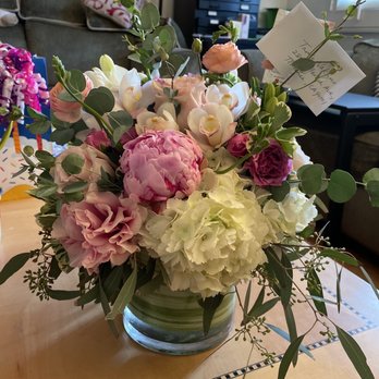 Mitsuko Floral - Gorgeous flower arrangements - Florists Near Me - Torrance, California Mitsuko Floral - Gorgeous flower arrangements - Florists Near Me - Torrance, California