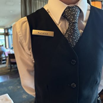 JORY - Best waiter ever - New American Near Me - Newberg, Oregon