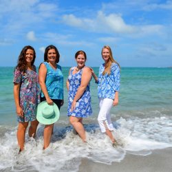 Scarlet Macaw Resort Wear