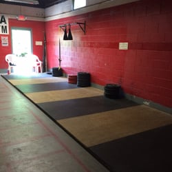 Marietta Barbell - Olympic lift area