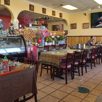 Sang Dao Restaurant - Partial view of the dining area - Thai Near Me - San Diego, California Sang Dao Restaurant - Partial view of the dining area - Thai Near Me - San Diego, California