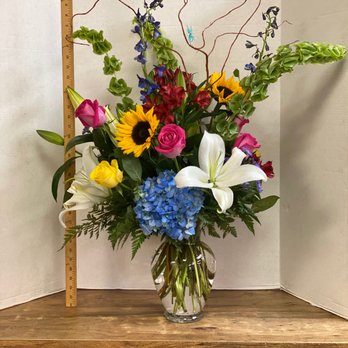 Mona's Floral Creations - Florists Near Me - Tampa, Florida Mona's Floral Creations - Florists Near Me - Tampa, Florida
