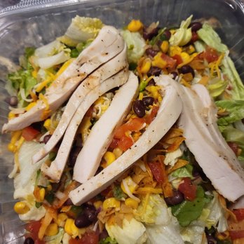 Chili's - Grilled Chicken Salad - American Near Me - Surprise, Arizona