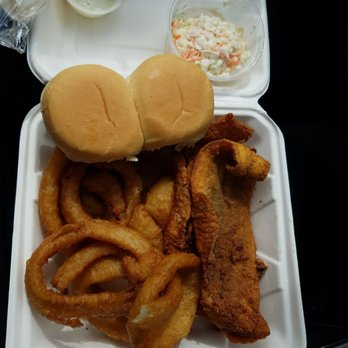 Evans Brothers Seafood - Fried flounder, onion rings and coleslaw - Seafood Near Me - Washington, DC, District of Columbia