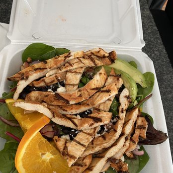 Bandidos Mexican Restaurant - Bandidos salad with chicken - Mexican Near Me - Attleboro, Massachusetts