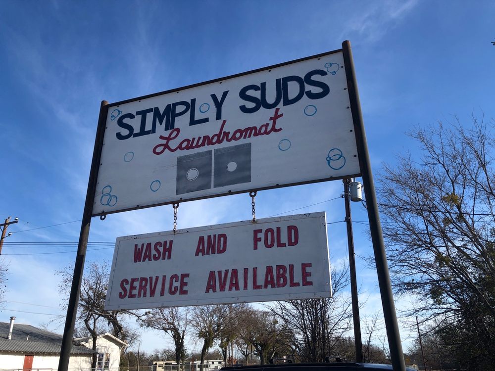 SIMPLY SUDS Updated June 2024 1028 NE Barnard St, Glen Rose, Texas