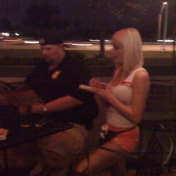 Hooters
