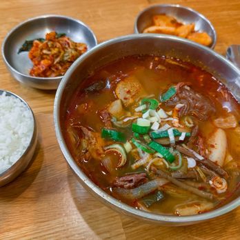 BornGa - Spicy beef soup - Korean Near Me - North Wales, Pennsylvania