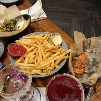 The Painted Duck - Fries - Bars Near Me - Atlanta, Georgia