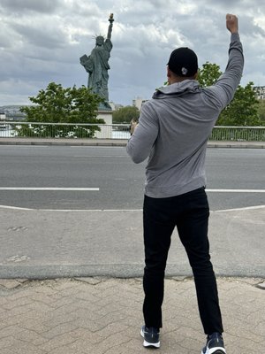 Statue of Liberty by null