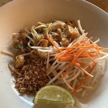 Chai Yo Thai Cuisine - Pad Thai Noodle - Thai Near Me - San Mateo, California