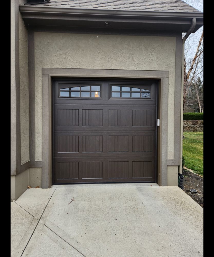 Full Service Garage Doors - Garage Door Contractor in Kansas City, MO