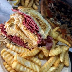 Long Wongs - Pastrami Sandwich