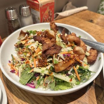 California Pizza Kitchen - Crispy Chinese Dumpling Salad - Pizza Near Me - Des Peres, Missouri California Pizza Kitchen - Crispy Chinese Dumpling Salad - Pizza Near Me - Des Peres, Missouri