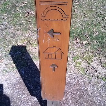 McCloud Nature Park - easy to read markers at every path intersection (pick up a brochure inside the center to see trail distances) - Parks Near Me - North Salem, Indiana McCloud Nature Park - easy to read markers at every path intersection (pick up a brochure inside the center to see trail distances) - Parks Near Me - North Salem, Indiana