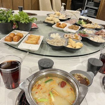 Liuyishou Hotpot - Fried mantou - Hot Pot Near Me - Flushing, New York