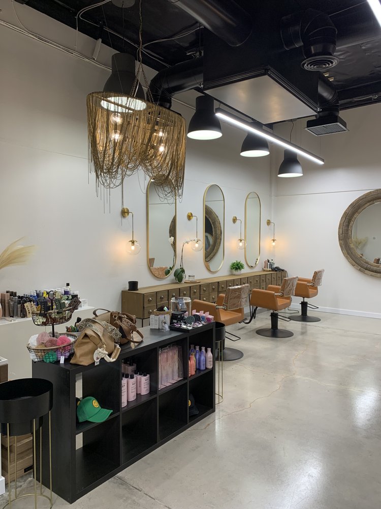 JULE SALON & BOUTIQUE CLOSED 11 Reviews 341 S Cedros Ave, Solana