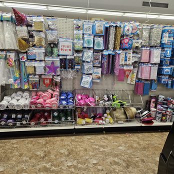Dollar Tree - Party supplies - Discount Store Near Me - San Fernando, California Dollar Tree - Party supplies - Discount Store Near Me - San Fernando, California