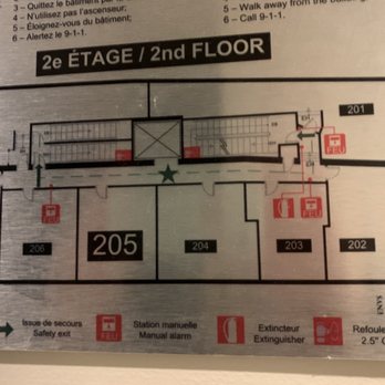 Le Petit Hotel - Rooms on 2nd floor - Hotels Near Me - Montreal, Quebec Le Petit Hotel - Rooms on 2nd floor - Hotels Near Me - Montreal, Quebec
