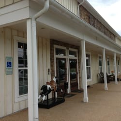 Tri-County Feeds Fashions Finds