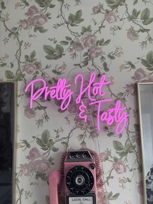 Phatties Bake Shop by null