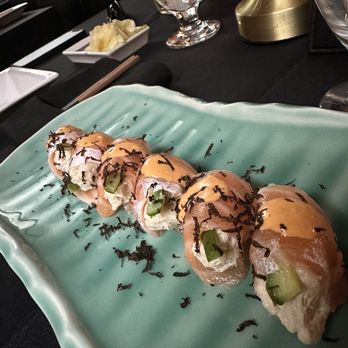 Kaviar Restaurants - Pasadena - Spicy yellow tail escolar roll - Sushi Bars Near Me - Pasadena, California